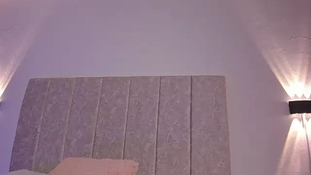 Scarlett Lee1 online show from 04/13/26, 08:03