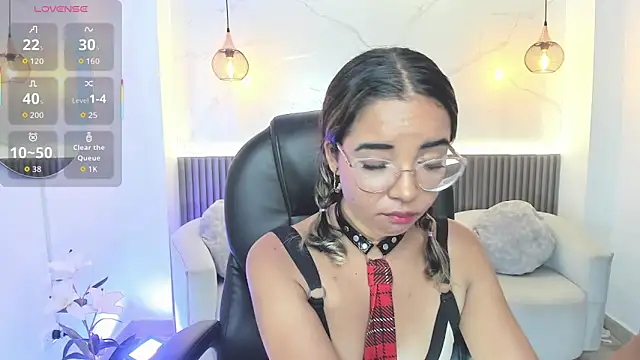 alana martiins online show from 06/09/26, 07:36