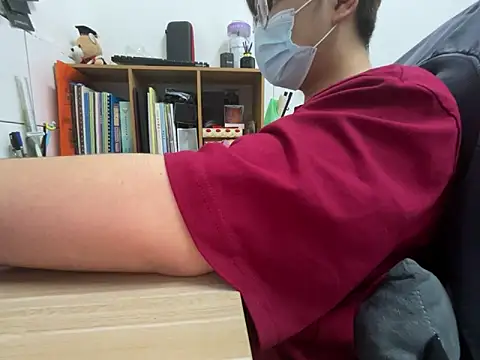 hiiiizzzz online show from 02/16/26, 05:53