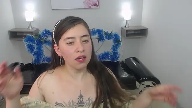 Keila x  online show from 01/05/26, 09:18