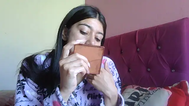 TaylorLove- online show from 12/15/25, 12:53