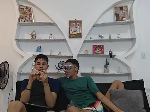 BIG COCKS online show from 12/04/25, 01:15