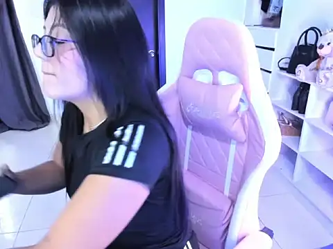 cristina697 online show from 03/30/26, 07:48