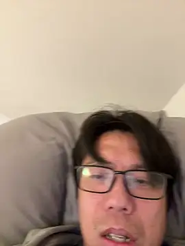 Snapshot of tbgs chatting on 02/24/25, 11:43 tbgs online show from 02/24/25, 11:43