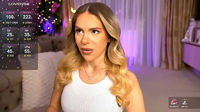 ChloeVelvetx online show from 12/19/25, 09:33