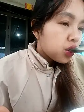 Pretty-haert online show from 12/16/25, 12:26