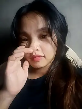 Pretty-haert online show from 12/20/25, 02:46