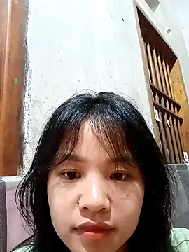 Snapshot of Pretty-haert chatting on 05/05/26, 11:02 Pretty-haert online show from 05/05/26, 11:02