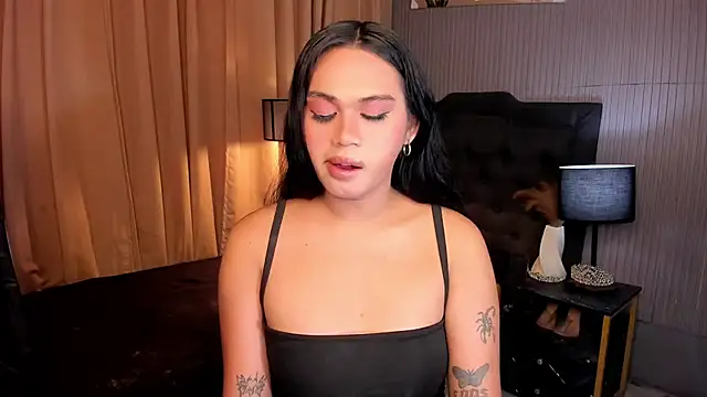 Snapshot of asianhugecockjulia chatting on 02/01/26, 11:36 asianhugecockjulia online show from 02/01/26, 11:36