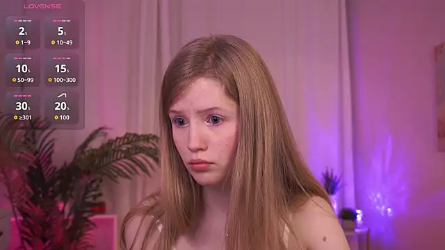 LilianHoward online show from 12/14/25, 12:21