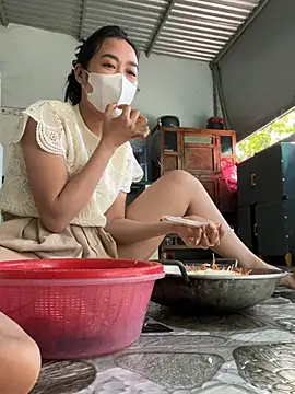 Mio Nips online show from 01/15/26, 02:49