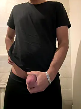 Snapshot of B7874 chatting on 11/30/25, 07:51 B7874 online show from 11/30/25, 07:51