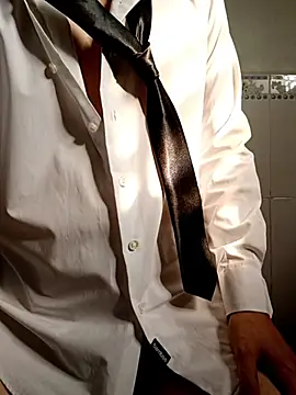 Snapshot of wesleiiiii chatting on 01/17/26, 01:43 wesleiiiii online show from 01/17/26, 01:43