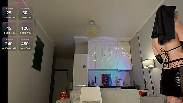 Snapshot of yoursecretloveee chatting on 02/08/26, 01:25 yoursecretloveee online show from 02/08/26, 01:25