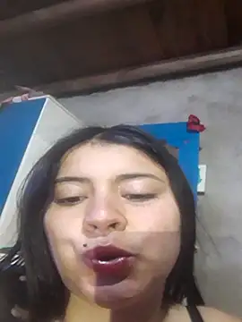 Snapshot of Estefanny_Lolyy chatting on 05/22/26, 03:24 Estefanny Lolyy online show from 05/22/26, 03:24