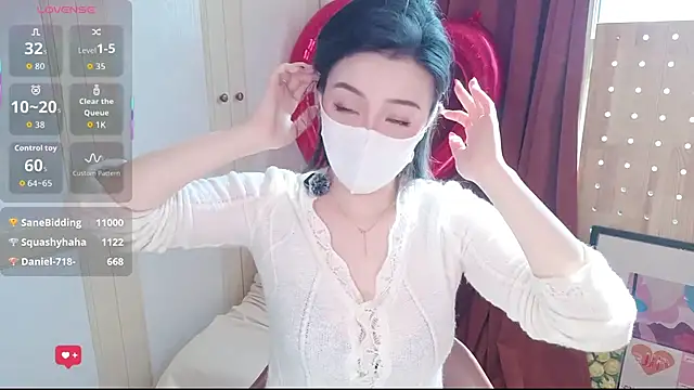 nayomi 34f online show from 02/12/26, 03:34