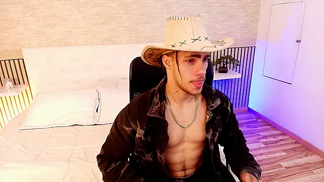 PatrickS25 online show from 12/17/25, 04:51