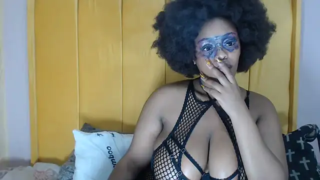 Snapshot of SexyHarleyBlack chatting on 06/23/26, 05:27 SexyHarleyBlack online show from 06/23/26, 05:27