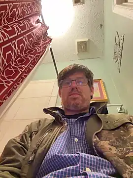 Snapshot of BamaBoi40AL chatting on 01/18/26, 12:31 BamaBoi40AL online show from 01/18/26, 12:31