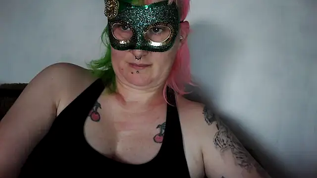 Xrubyyxx online show from 12/01/25, 10:31