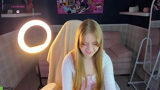 Victori Fox online show from 04/17/26, 11:52