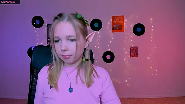 teya starling online show from 04/20/26, 11:13