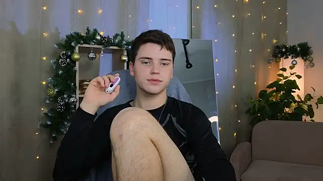 Olie Sparkle online show from 12/13/25, 09:20