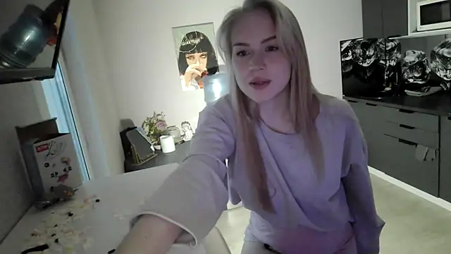 LunaPeony online show from 02/01/26, 10:47