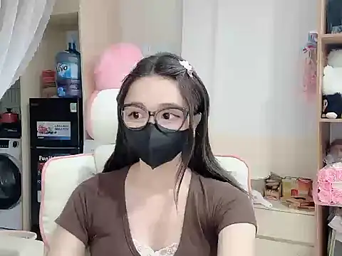 Yuyu-baobei online show from 04/16/26, 10:01