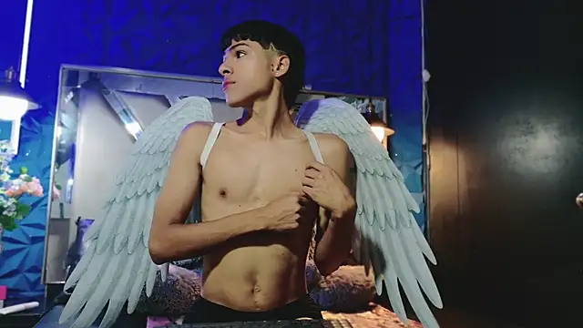 StormLuxX online show from 12/14/25, 02:22