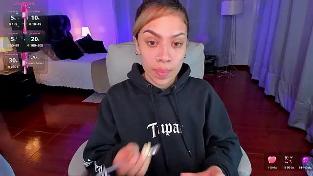 Zara Wolf  online show from 02/04/26, 11:16