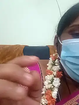 Tamil Pallavi online show from 02/15/26, 07:10