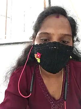 Tamil Pallavi online show from 04/10/26, 10:20