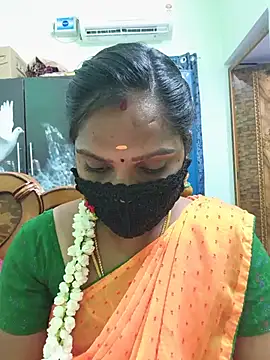 Snapshot of Tamil_Pallavi chatting on 05/18/26, 05:30 Tamil Pallavi online show from 05/18/26, 05:30