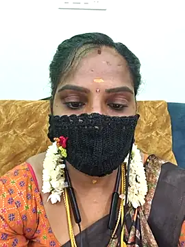 Snapshot of Tamil_Pallavi chatting on 06/02/26, 06:10 Tamil Pallavi online show from 06/02/26, 06:10