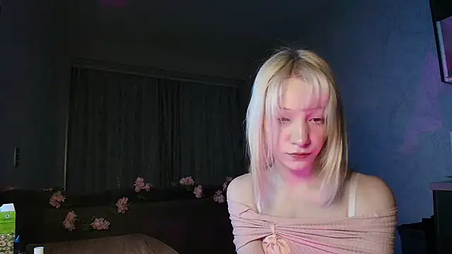 yape anne online show from 12/15/25, 04:22