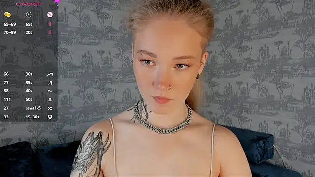 Snapshot of MaireLanda chatting on 06/24/26, 04:11 MaireLanda online show from 06/24/26, 04:11