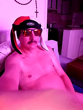 FocussedFreckle online show from 03/21/26, 05:23