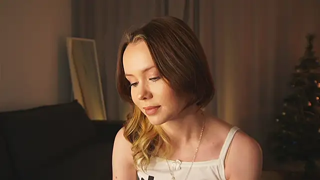 Snapshot of not_you_doll chatting on 12/02/25, 03:29 not you doll online show from 12/02/25, 03:29