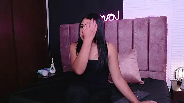 Snapshot of isarose01 chatting on 12/04/25, 12:36 isarose01 online show from 12/04/25, 12:36