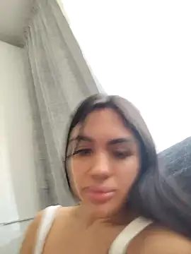 SiennaLuxexx online show from 04/02/26, 10:46