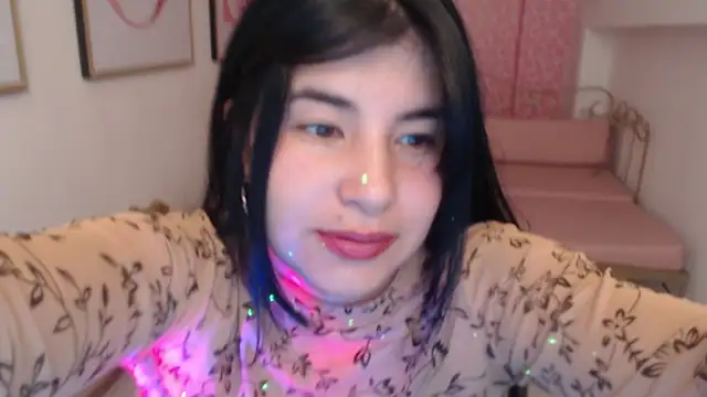 Nina harpper  online show from 12/02/25, 01:05