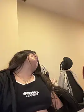 Camila Duarte2 online show from 04/15/26, 07:58