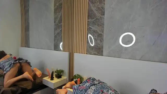 MissSavage  online show from 12/16/25, 07:30