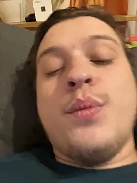 Snapshot of CletusBradburry chatting on 12/02/25, 01:00 CletusBradburry online show from 12/02/25, 01:00