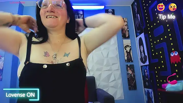 Andre cloefoxx  online show from 12/21/25, 03:57