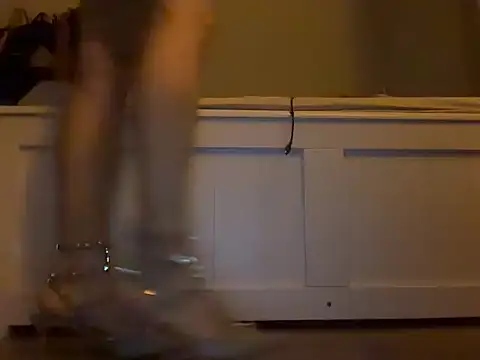 Snapshot of badpoetry chatting on 12/01/25, 09:20 badpoetry online show from 12/01/25, 09:20