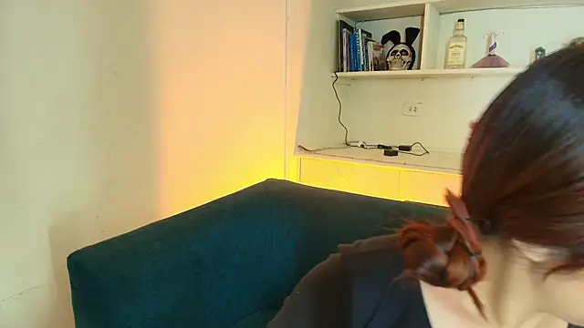 Saelivrae online show from 12/16/25, 07:41