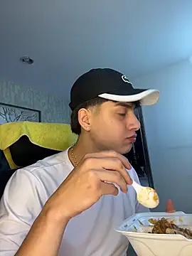 Lander Cruz online show from 02/24/26, 07:56