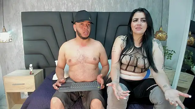 Snapshot of Spencer_LunaBigtits chatting on 12/03/25, 09:02 Spencer LunaBigtits online show from 12/03/25, 09:02